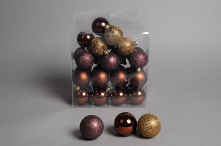 Boîte de 32 boules en plastique chocolat D6cm