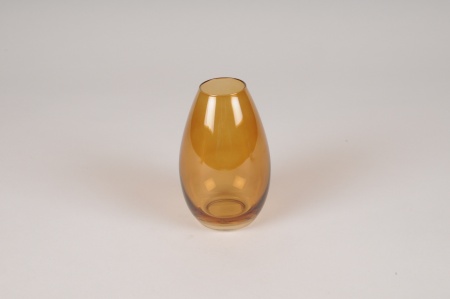 Vase en verre ambre D8cm H12.5cm