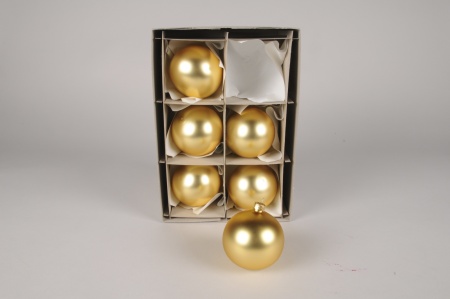 Boîte de 6 boules en verre mat or D8cm