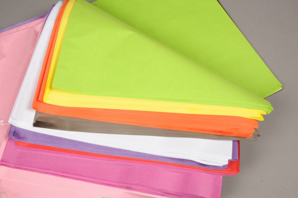BUENTYA Lot de 3000 feuilles de papier de soie carré coloré - 30 couleurs -  Doux - DIY - Multicolore - Papier de soie - Papier arc-en-ciel - Pour  bricolage, découpage 